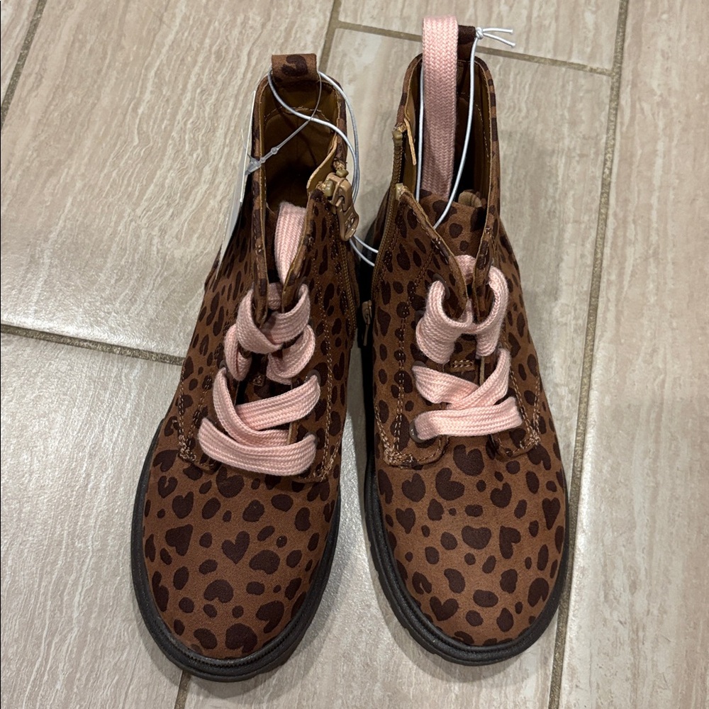 Cat & Jack Brown Leopard Print Kids Boots with Pink Laces